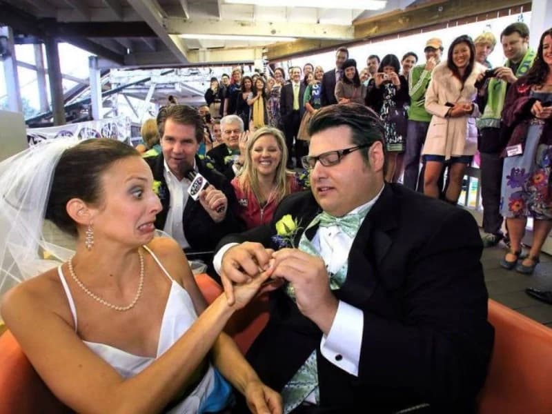 15 Hilarious Photos That Will Have You Crying with Laughter