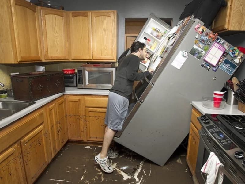 15 Hilarious Photos That Will Have You Crying with Laughter