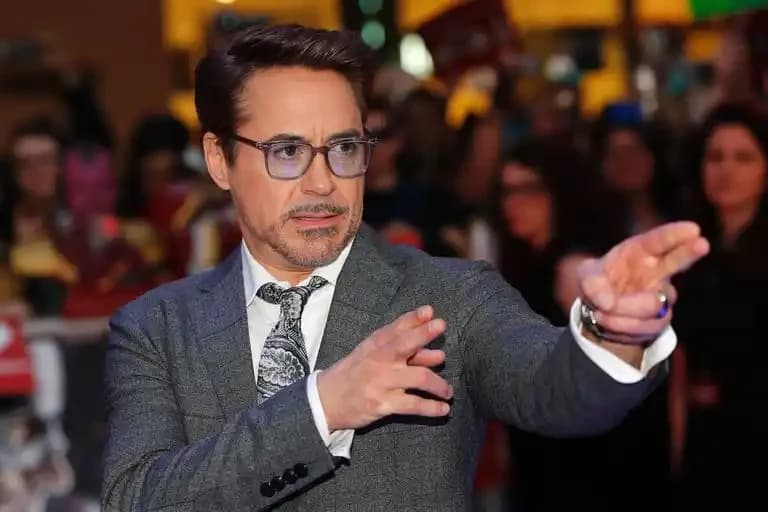 Robert Downey Jr.