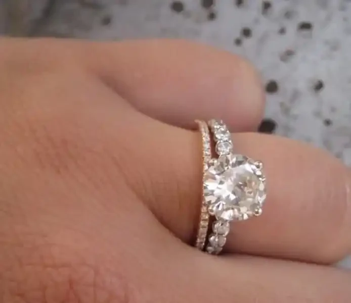 Strahlend Glanzende Diamantenringe