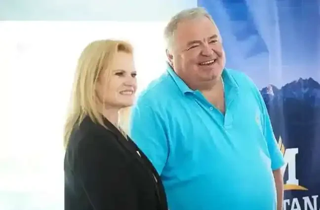Robyn Jones $830 Million