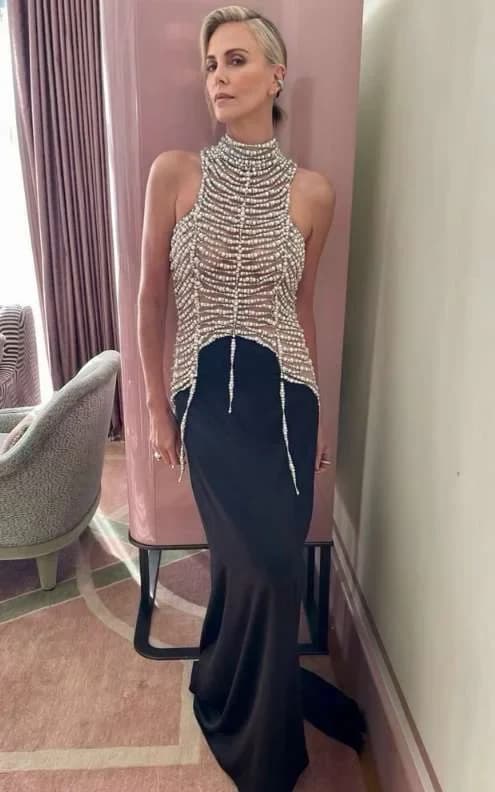 Charlize Theron – 5’10” – 119 Lbs