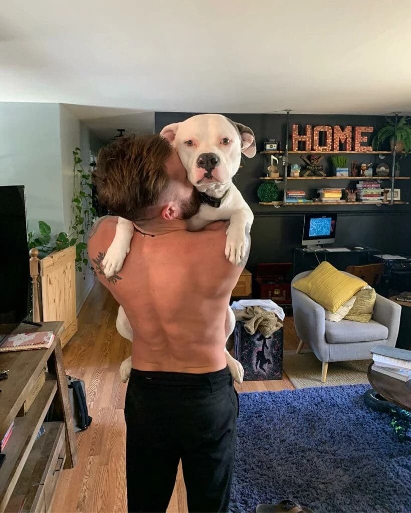 This Man Took a Selfie With His Dog And The Police Showed Up Immediately